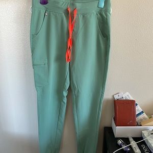 Figs Jade Green Small/Tall Zamora Joggers